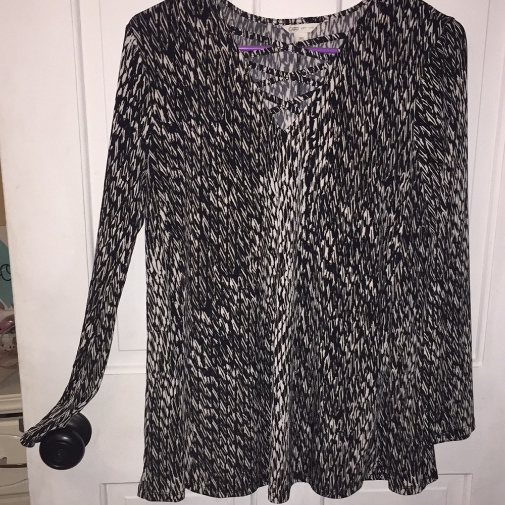 Shirt never worn